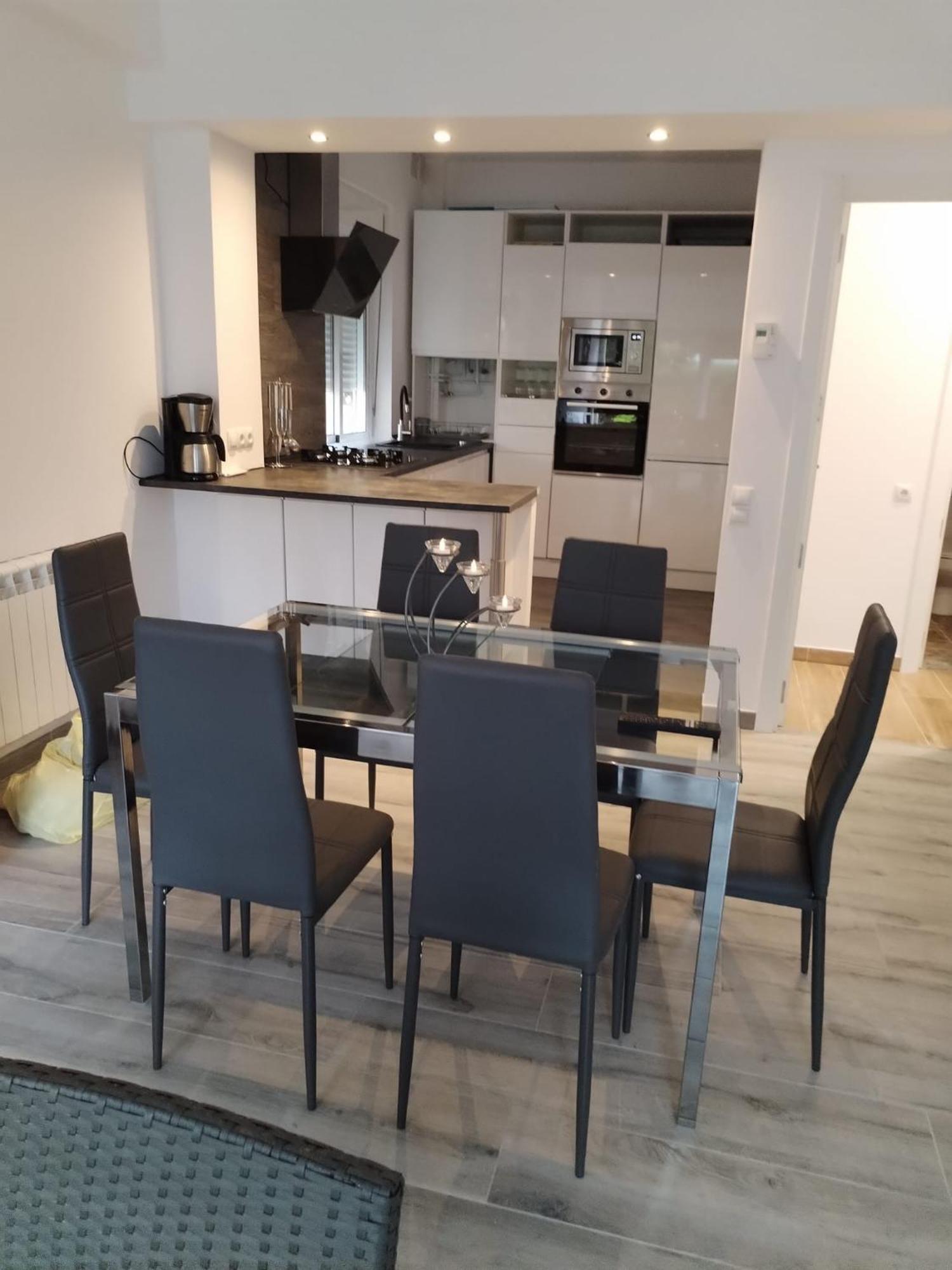 Piso Attila Appartement